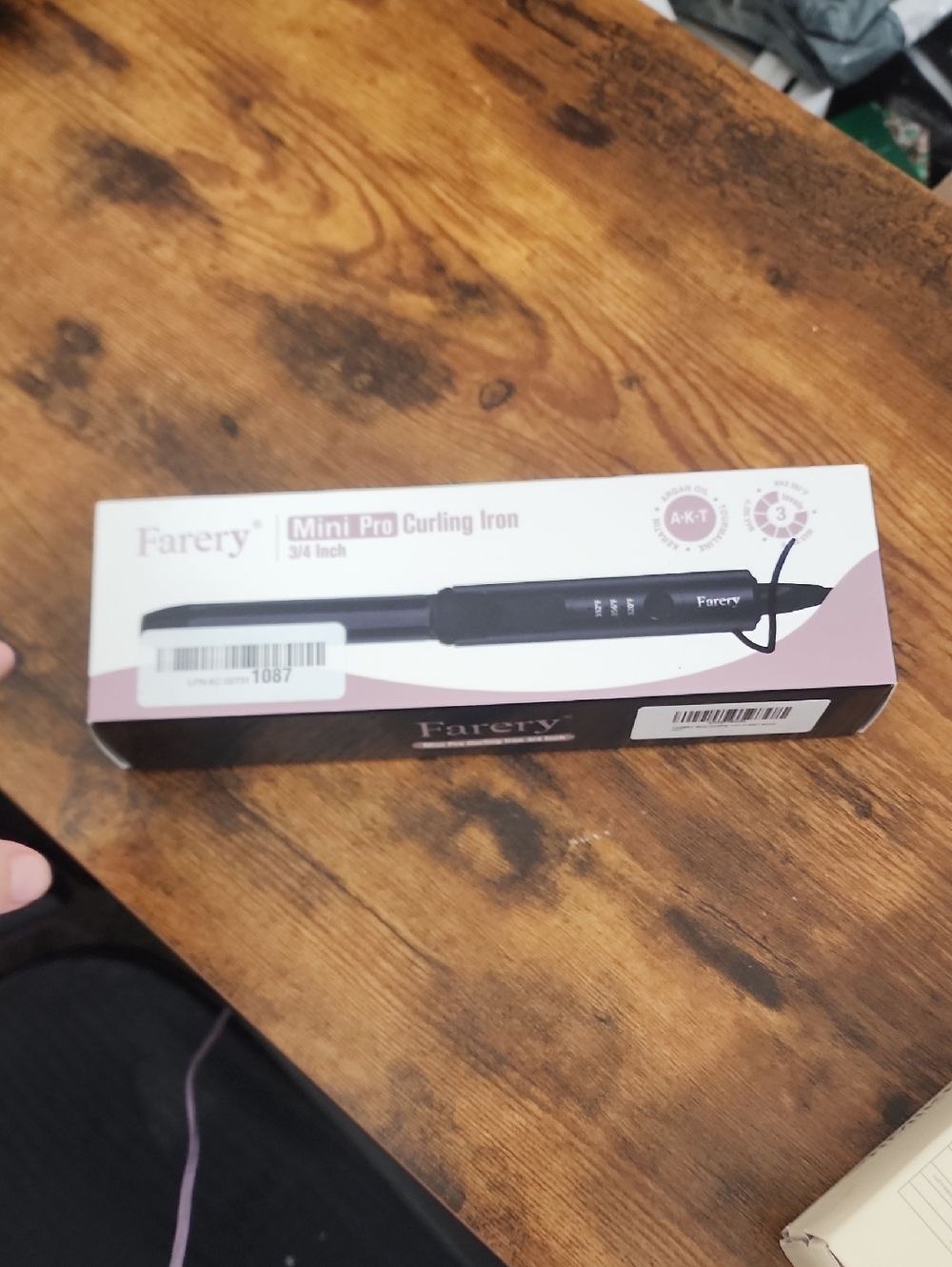 Mini Pro Curling Iron - Black PRICE FIRM $40